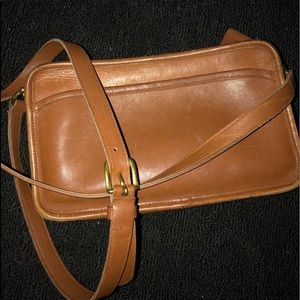 Vintage coach crossbody